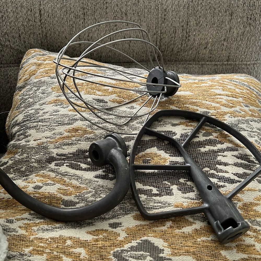 Kitchenaid Pro 600 Mixer Beater Attachments: whisk, bread kneader and flat